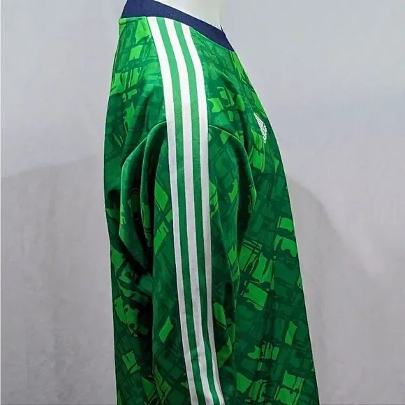 Arsenal adidas Authentic Football Icon Goalkeeper Jersey - Green size L - Picture 3 of 7